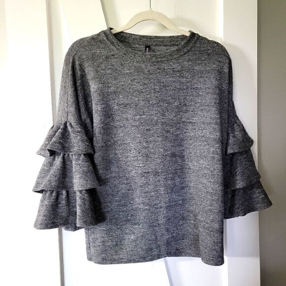 Massini Sweaters - Massini Women's Sweater